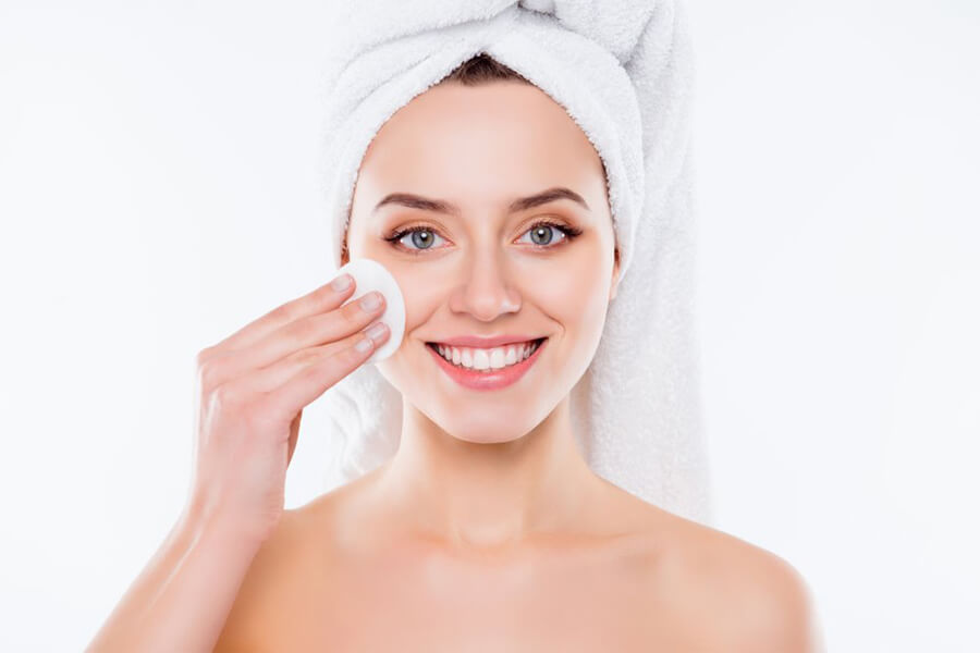 Làm sạch da với dầu tẩy trang từ Công nghệ Lên men vi sinh Micro Makeup Remover